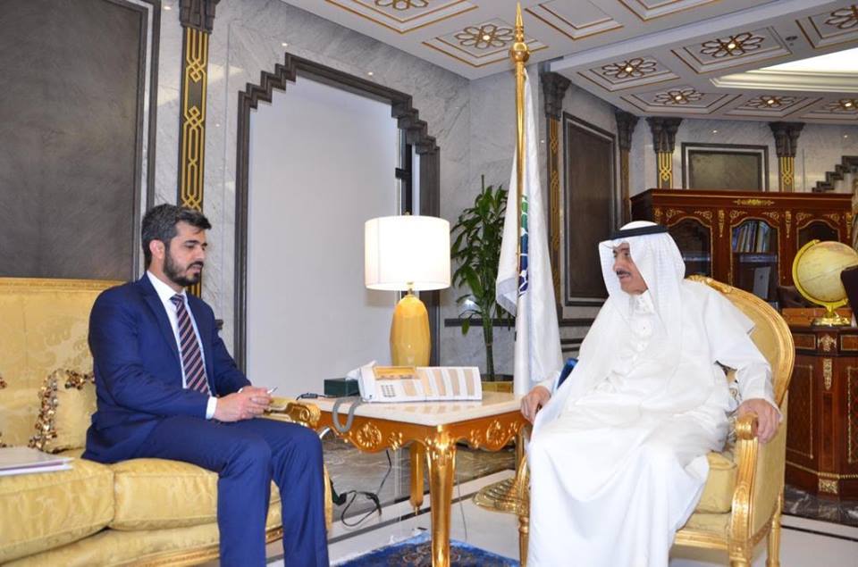 د مالیې وزارت مالي مرستیال د اسلامي پراختیا بانک (ISDB) او د ژوند معیشیت وجهي صندوق (LLF) له رئیسانو سره وکتل