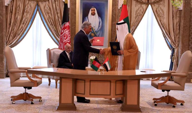 سرپرست وزارت مالیه موافقتنامه های انکشاف انرژی